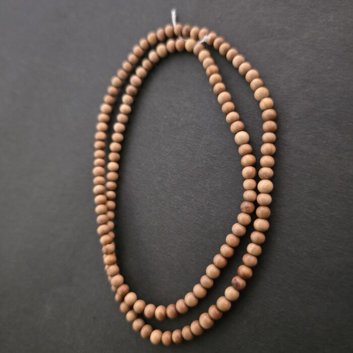 4mm sandalwood chain
