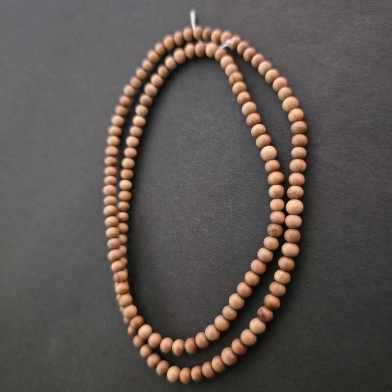 4mm sandalwood chain