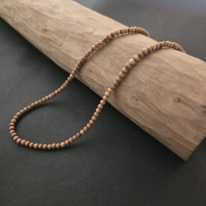 4mm sandalwood chain - Image 3