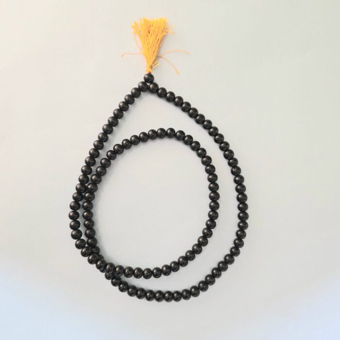 8mm Polished Karungali Mala (Ebony Wood – Shining Finish) - Image 2